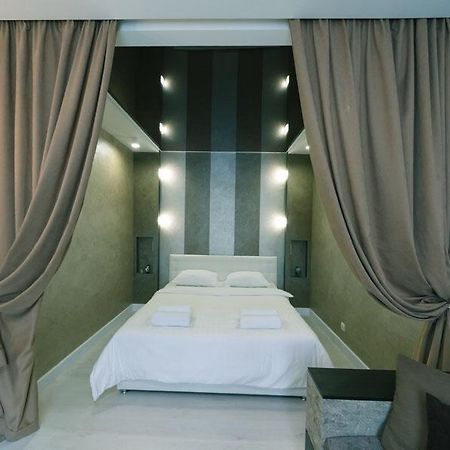 Апартаменты Гмыри 12Б Kyiv Exterior photo