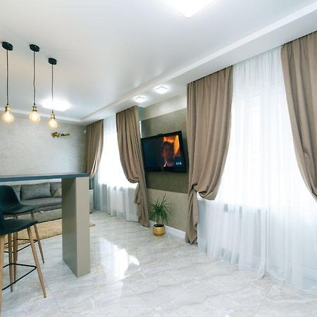 Апартаменты Гмыри 12Б Kyiv Exterior photo